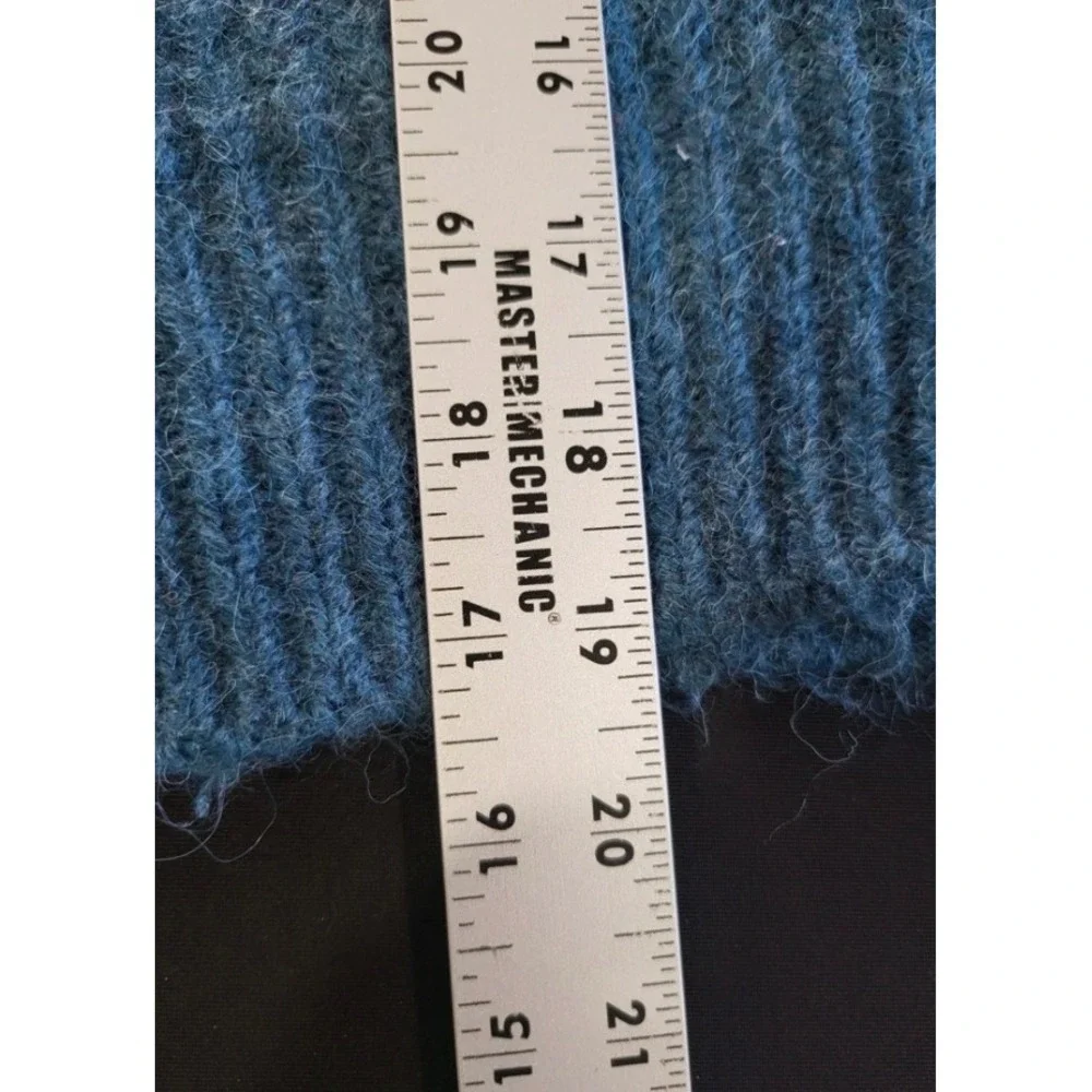 Leith Women's Medium Blue Alpaca Blend Cropped Sweater Coastal Chunky Knit